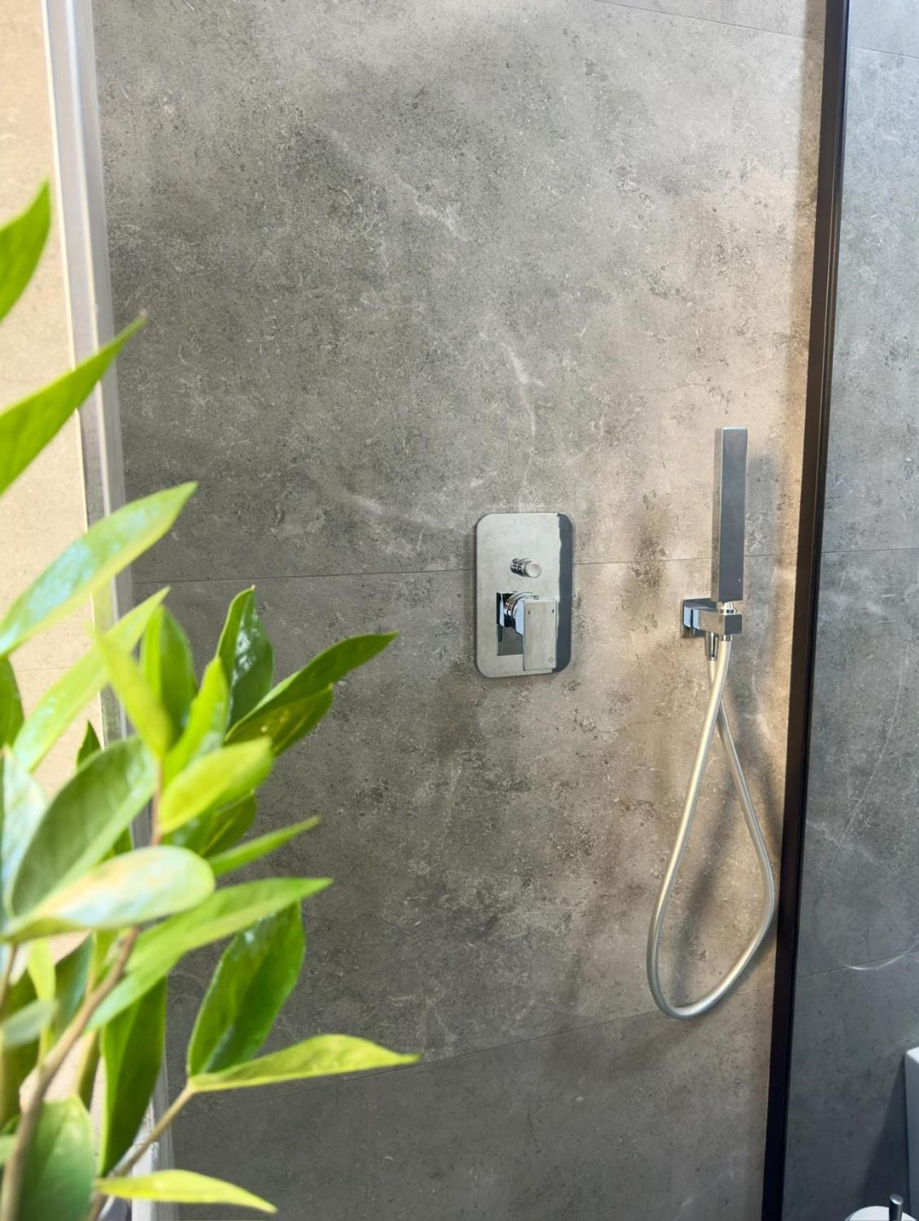 Loha Luxury * Тирана